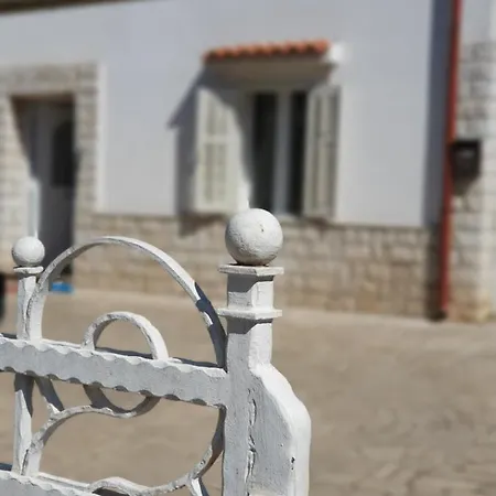 Tulux Porec
