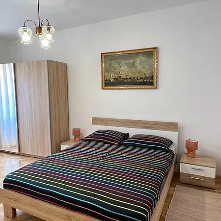 Tulux Apartmán